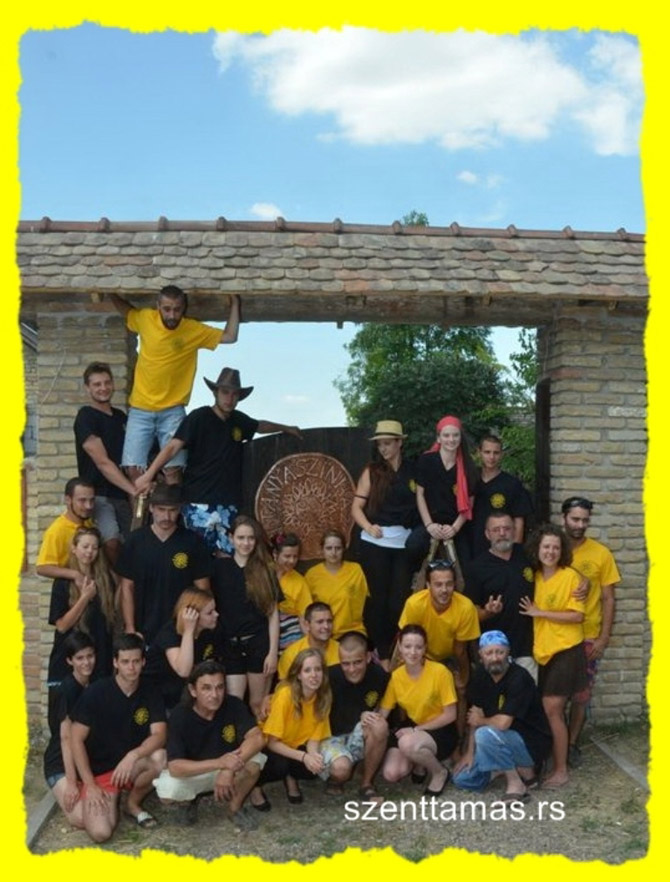 Tanyaszínház 2015. évi cspata
